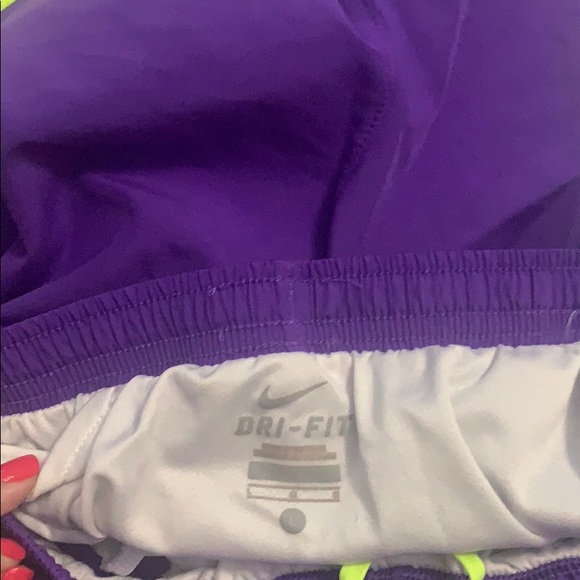 EUC set of 4 Girls Nike Dri-Fit Shorts Large - Picture 7 of 13